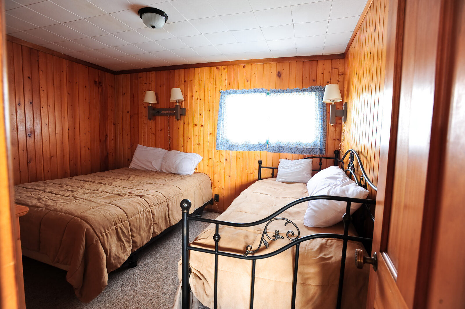 Larger 1BR Suite interior